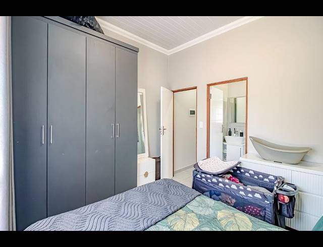 2 BEDROOM TOWNHOUSE FOR SALE IN ANNLIN